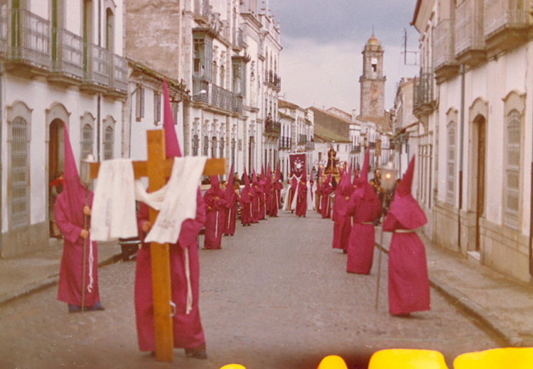 AÑO 1979 - PRIMERA SALIDA PROCESIONAL DE LA COFRADIA DE JESUS CAUTIVO