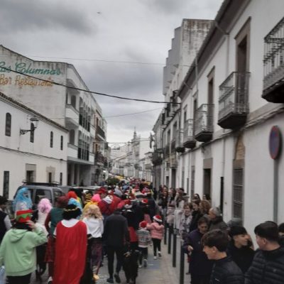 Villanueva de Córdoba se echó a la calle en la Carrera de Fin de Año 2023